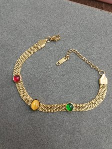Gold Stainless Steel Mesh Bracelet with Multicolor Stone Accents – Adjustable Elegant Bracelet